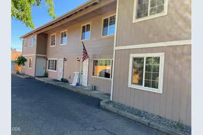 1215 W Main Street #D, Medford, OR 97501 - Photo 2