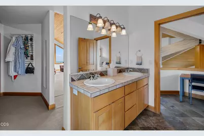 59641 Calgary Loop, Bend, OR 97702 - Photo 34