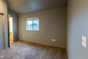 374 NW 25th St, Redmond, OR 97756 - Photo 32
