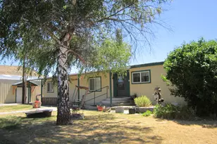 760 Miller Island Rd, Klamath Falls, OR 97603 - Photo 2