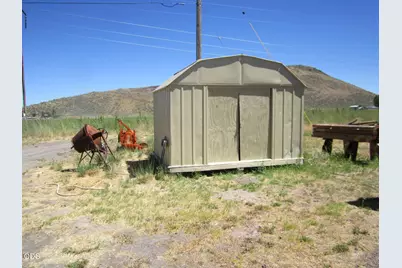 760 Miller Island Road, Klamath Falls, OR 97603 - Photo 22