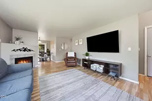 3353 NE Collier Ct, Bend, OR 97701 - Photo 6