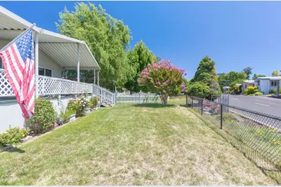 411 Currie Lane, Grants Pass, OR 97526 - Photo 26