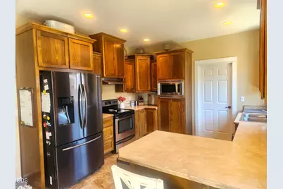 3806 Valley Meadows Drive, White City, OR 97503 - Photo 12
