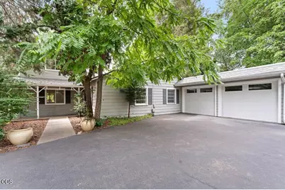 415 Berglund Street, Rogue River, OR 97537 - Photo 2