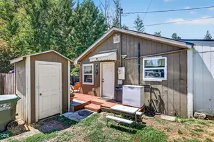 12071 Old Stage Rd, Gold Hill, OR 97525 - Photo 32