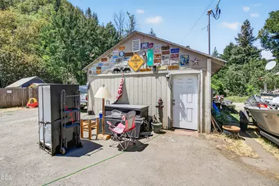 12071 Old Stage Road, Gold Hill, OR 97525 - Photo 4