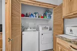 12071 Old Stage Rd, Gold Hill, OR 97525 - Photo 40
