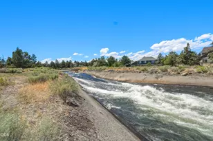 2048 NE Cradle Mountain Way, Bend, OR 97701 - Photo 60