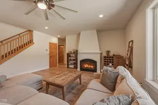 2048 NE Cradle Mountain Way, Bend, OR 97701 - Photo 6