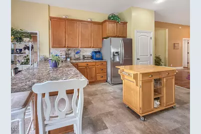 3737 NW Oak Avenue, Redmond, OR 97756 - Photo 8