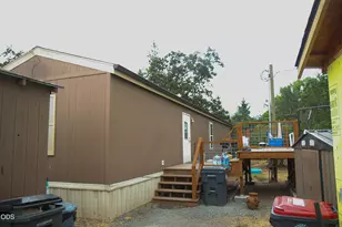 6235 Ponderosa St, Central Point, OR 97502 - Photo 8