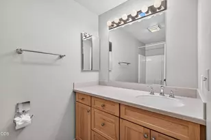 241 Clay St, Ashland, OR 97520 - Photo 16