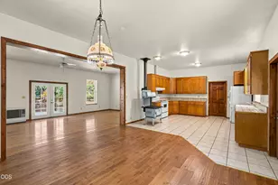 273 Fawn Ln, Azalea, OR 97410 - Photo 14