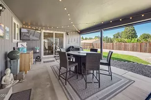 2210 Westwood Dr, Medford, OR 97501 - Photo 32