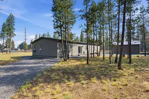 16760 Pine Pl, La Pine, OR 97739 - Photo 2