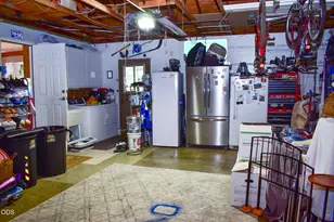 1088 N 5th St, Central Point, OR 97502 - Photo 32