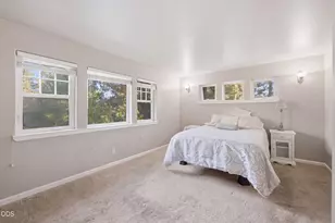 1374 NW Fort Clatsop St, Bend, OR 97703 - Photo 18