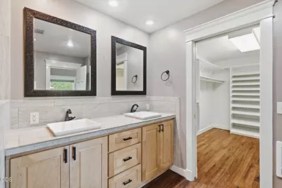 410 Lancelot Lane, Merlin, OR 97532 - Photo 26
