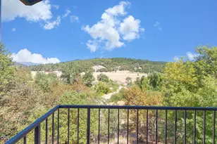 410 Lancelot Ln, Merlin, OR 97532 - Photo 52