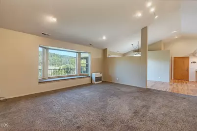 410 Lancelot Lane, Merlin, OR 97532 - Photo 22