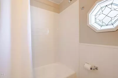 637 NW Canyon Drive, Redmond, OR 97756 - Photo 38