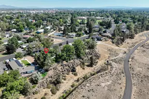 637 NW Canyon Dr, Redmond, OR 97756 - Photo 60