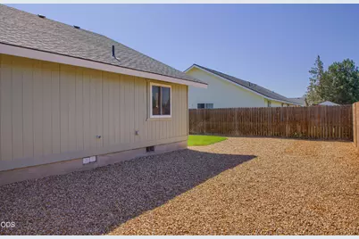 2741 SW 28th Street, Redmond, OR 97756 - Photo 8