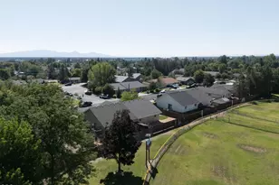 2741 SW 28th St, Redmond, OR 97756 - Photo 34