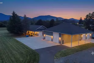 2850 Woodland Park Rd, Grants Pass, OR 97527 - Photo 1