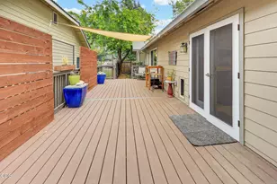 100 Twisted Pine Dr, Grants Pass, OR 97527 - Photo 40