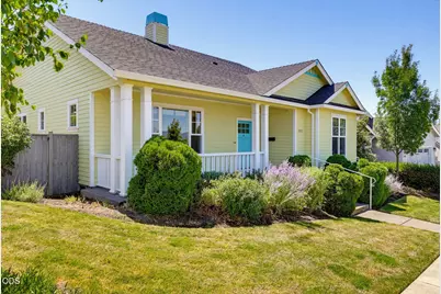 3832 Sherwood Park Drive, Medford, OR 97504 - Photo 2