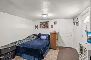 19 Vancouver Ave, Medford, OR 97504 - Photo 22