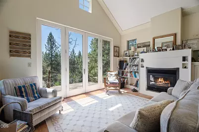 1265 NW Saginaw Avenue, Bend, OR 97703 - Photo 14