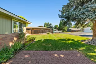5336 Knightwood Dr, Klamath Falls, OR 97603 - Photo 8