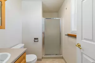 5336 Knightwood Dr, Klamath Falls, OR 97603 - Photo 28