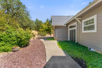 375 Mountain Paradise Drive, Grants Pass, OR 97526 - Photo 40
