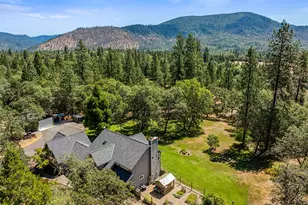 375 Mountain Paradise Dr, Grants Pass, OR 97526 - Photo 36