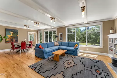 375 Mountain Paradise Drive, Grants Pass, OR 97526 - Photo 8
