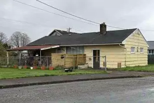 2407 10th St, Tillamook, OR 97141 - Photo 1