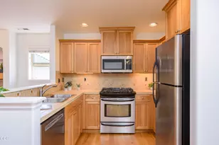 20289 Schaeffer Dr, Bend, OR 97703 - Photo 18