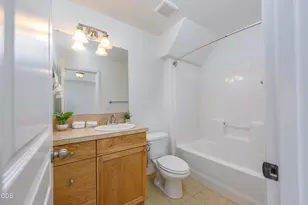 20289 Schaeffer Dr, Bend, OR 97703 - Photo 30