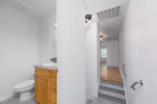 20289 Schaeffer Dr, Bend, OR 97703 - Photo 22