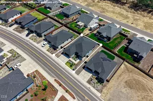 350 Arrowhead Trail, Eagle Point, OR 97524 - Photo 12