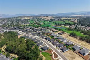 350 Arrowhead Trail, Eagle Point, OR 97524 - Photo 46