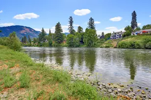 1099 SE Oriole St, Grants Pass, OR 97526 - Photo 4