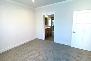 4601 S Pacific Hwy, Phoenix, OR 97535 - Photo 10