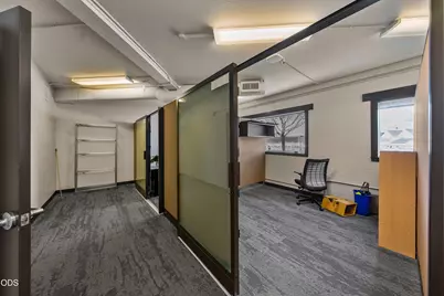 209 N Pacific Highway, Talent, OR 97540 - Photo 22