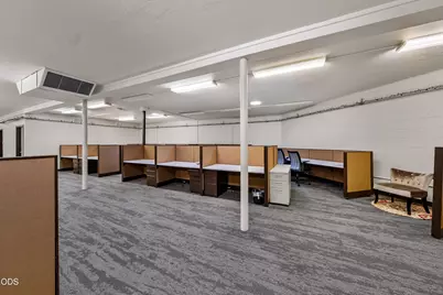 209 N Pacific Highway, Talent, OR 97540 - Photo 26