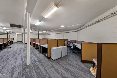 209 N Pacific Highway, Talent, OR 97540 - Photo 28